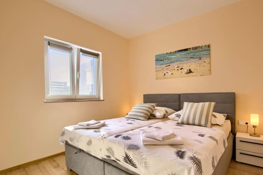 Apartment Sunrise Fuer 6 Personen In Pula-Stinjan المظهر الخارجي الصورة